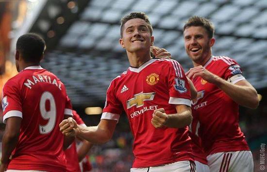 然地让梅里 然地让梅里